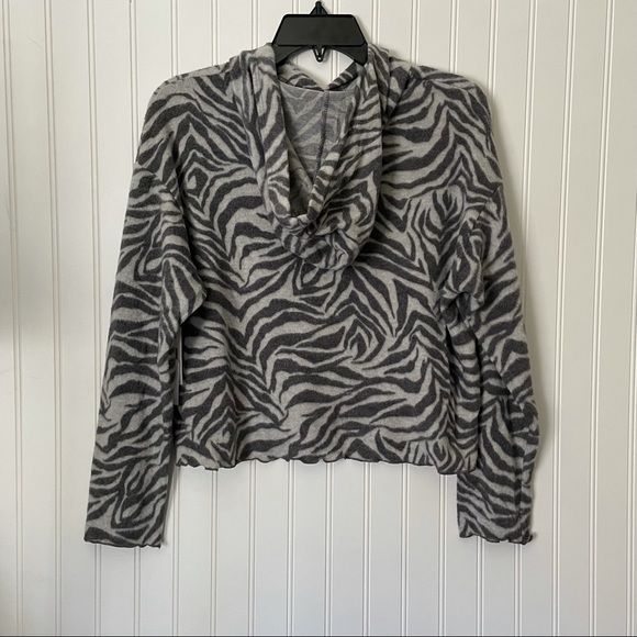 LaLa Land Fleece crop top zebra print - Picture 3 of 7